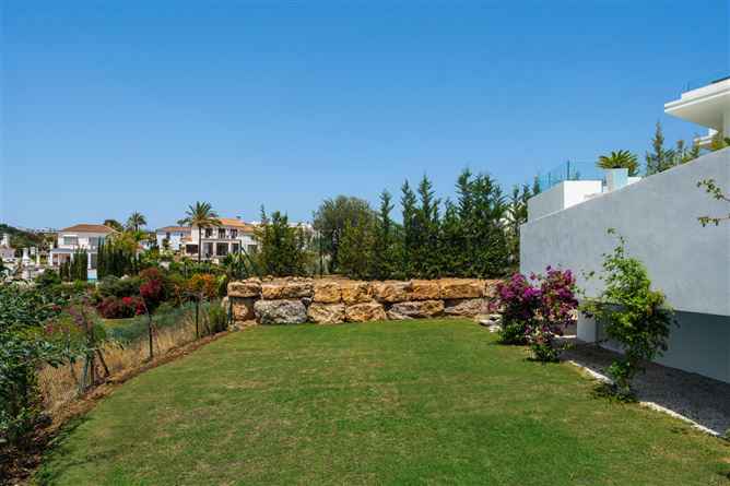 {name:Malaga, codeiso:MA}, Estepona, Estepona East, La Resina Golf, Spain - COSTA-01249P
