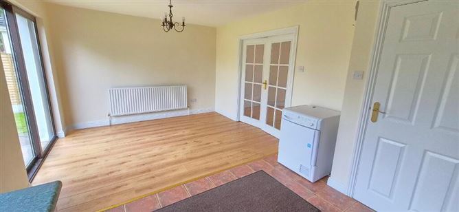 Photo 14 of 33 — 41 Oaklands, Summerhill, Carrick-On-Shannon, Leitrim