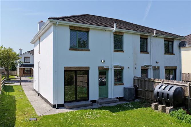 Photo 31 of 33 — 41 Oaklands, Summerhill, Carrick-On-Shannon, Leitrim