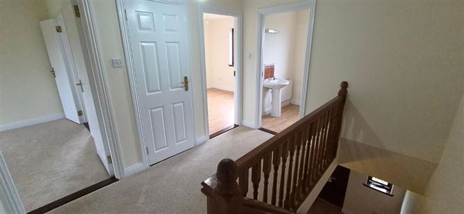Photo 15 of 33 — 41 Oaklands, Summerhill, Carrick-On-Shannon, Leitrim