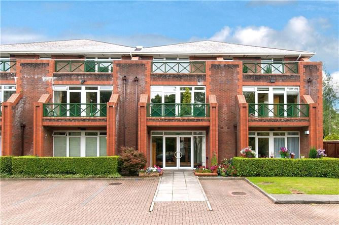 10 Dundrum Castle House, Dundrum, Dublin 16, D16T802