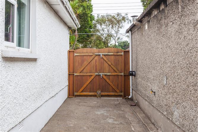 13 Roncalli Road, Sutton, Dublin 13
