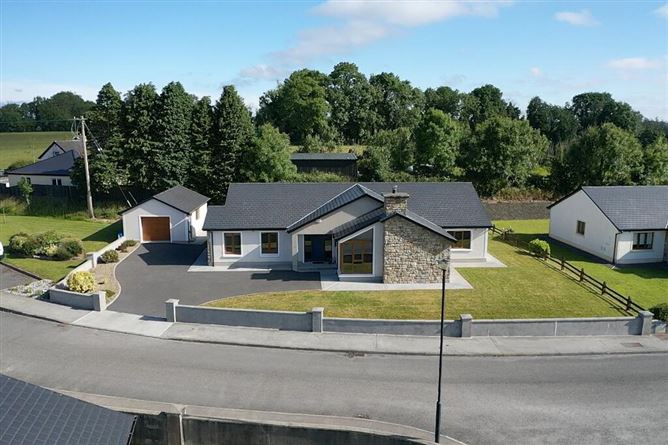 No. 1 Mac Oisin Place, Dromod, Leitrim