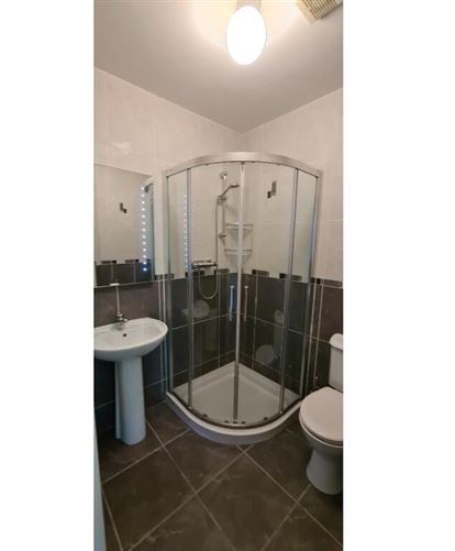 No. 1 Mac Oisin Place, Dromod, Leitrim