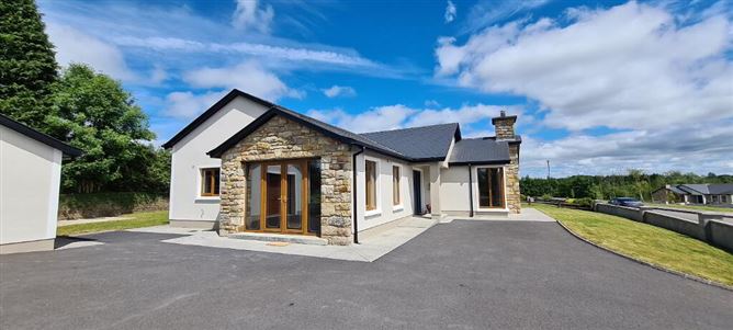 No. 1 Mac Oisin Place, Dromod, Leitrim