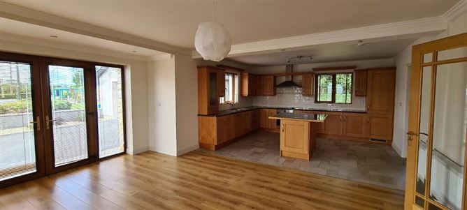 No. 1 Mac Oisin Place, Dromod, Leitrim