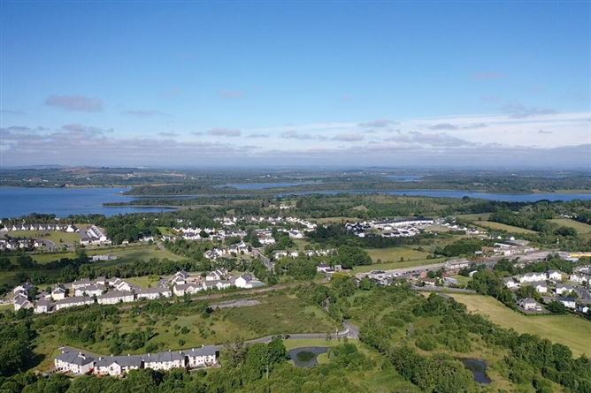 No. 1 Mac Oisin Place, Dromod, Leitrim
