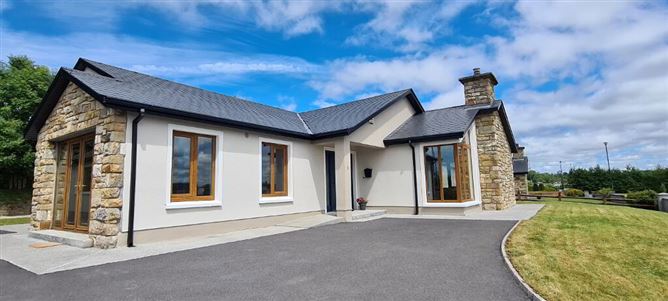 No. 1 Mac Oisin Place, Dromod, Leitrim