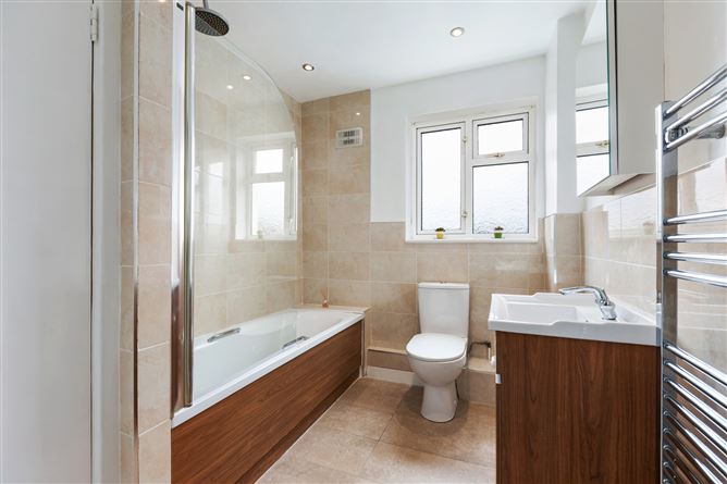 7 Greenville Court, Stradbrook Road, Blackrock, Co. Dublin