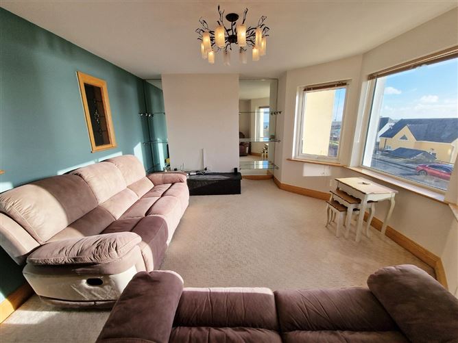 9 Byrnes Cove, Kilkee, Co. Clare
