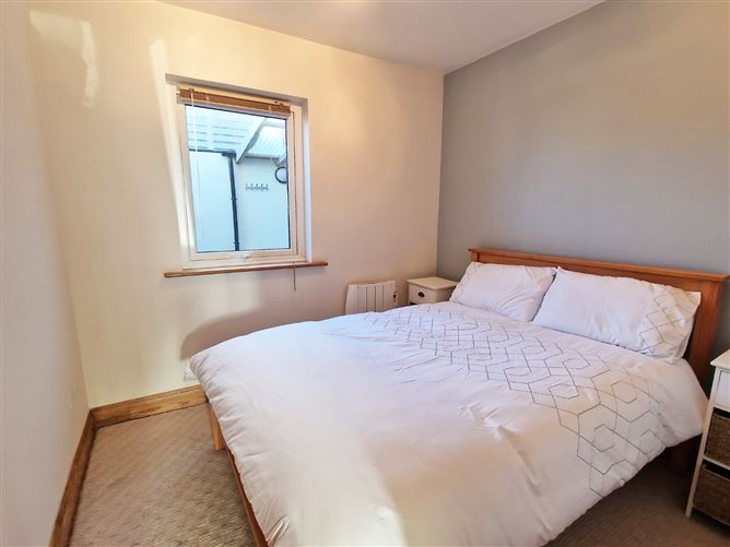 9 Byrnes Cove, Kilkee, Co. Clare