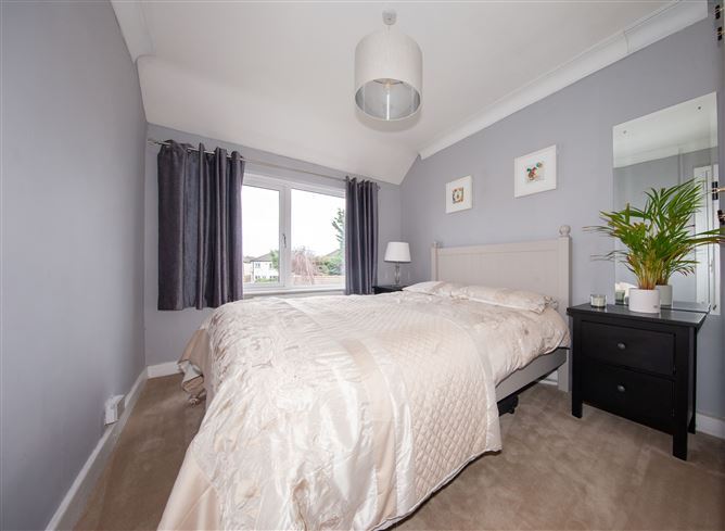 83 Mulvey Park, Dundrum, Dublin