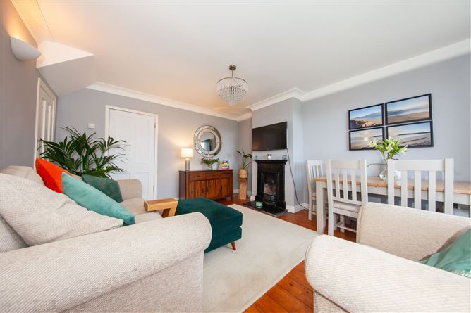 83 Mulvey Park, Dundrum, Dublin