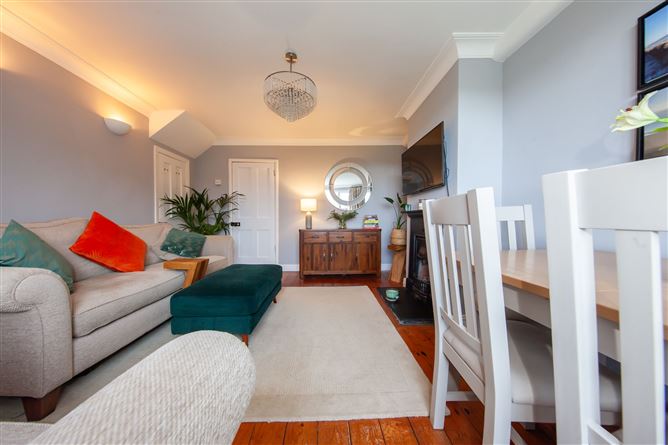 83 Mulvey Park, Dundrum, Dublin