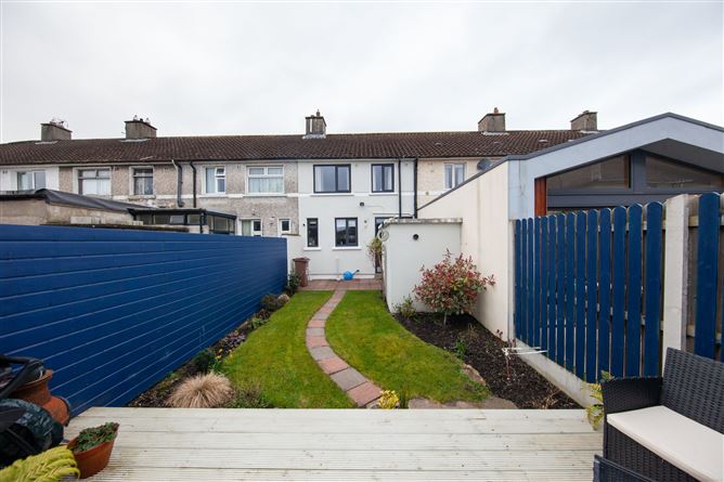 83 Mulvey Park, Dundrum, Dublin