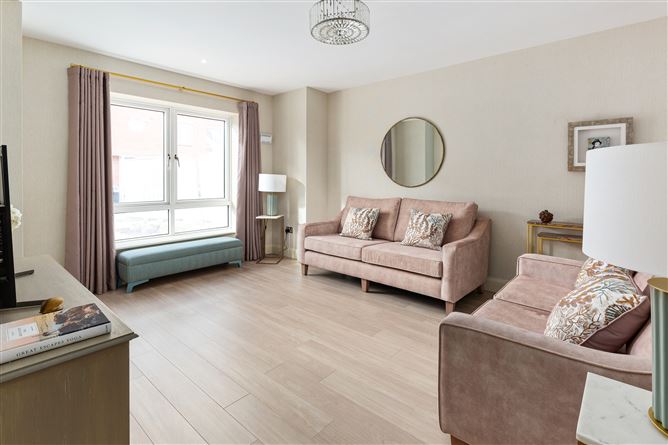 https://photos-a.propertyimages.ie/media/0/3/2/4952230/1da31401-b70a-4275-93f2-e8732c9eb305_l.jpg