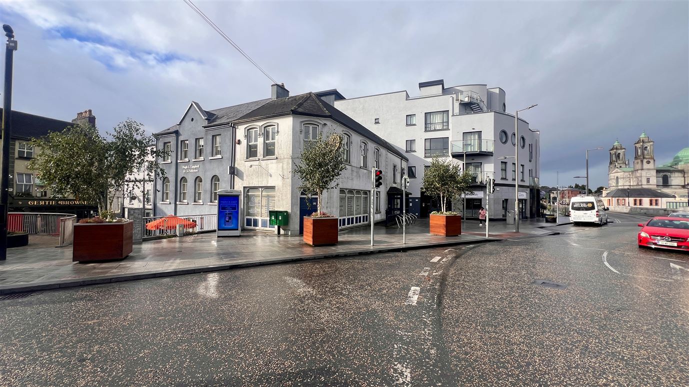 2 Custume Place, Athlone, Westmeath
