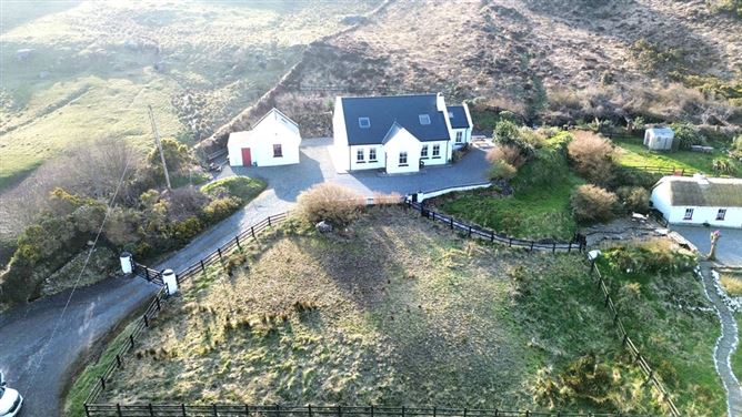 "Holly Glen House", Common, Ardara, Co. Donegal