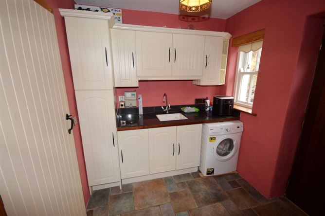 "Holly Glen House", Common, Ardara, Co. Donegal