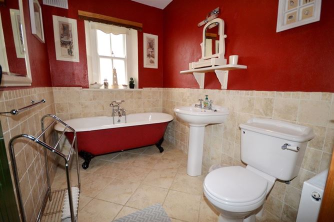 "Holly Glen House", Common, Ardara, Co. Donegal