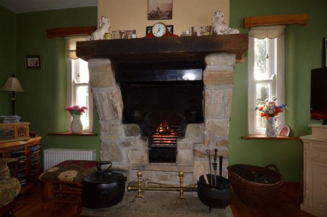 "Holly Glen House", Common, Ardara, Co. Donegal