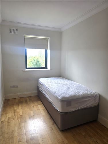 Photo 7 of 10 — APARTMENT 25, CHESTNUT, COIS LOCHA, Castlebar, Co. Mayo