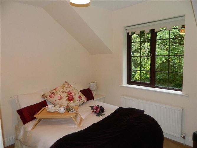 18 Mac Raghnaill Court, Lough Rynn, Mohill, Leitrim, Leitrim