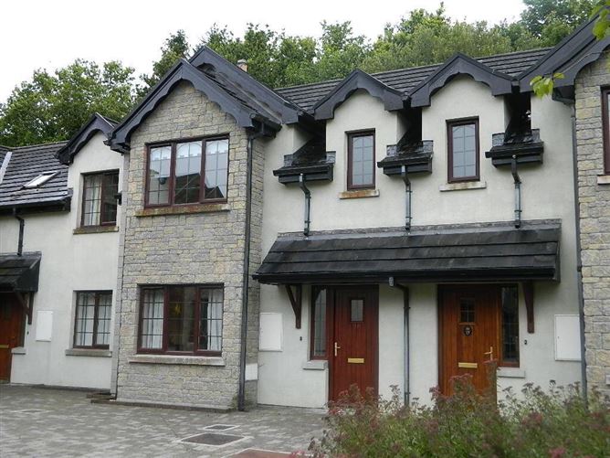 18 Mac Raghnaill Court, Lough Rynn, Mohill, Leitrim, Leitrim