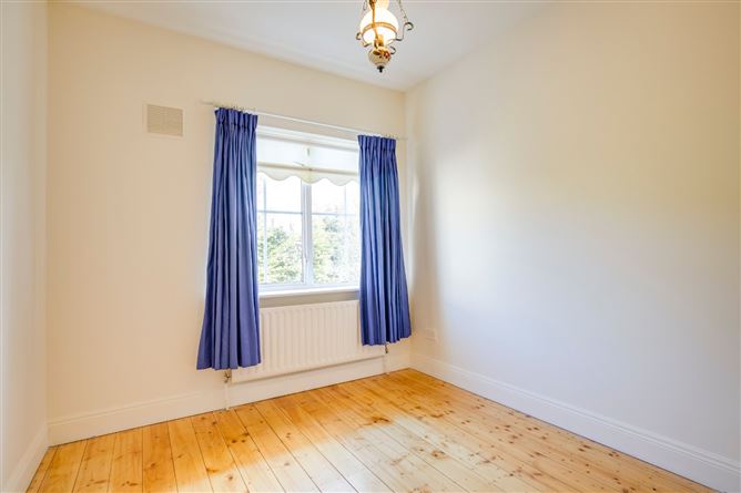 97 Avoca Park, Blackrock, Co. Dublin