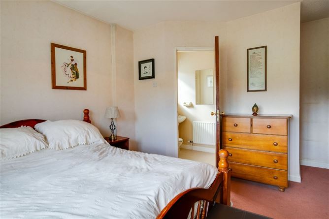 3 Grange Downs, Rathfarnham, Dublin 14