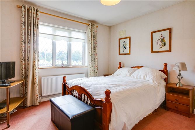 3 Grange Downs, Rathfarnham, Dublin 14