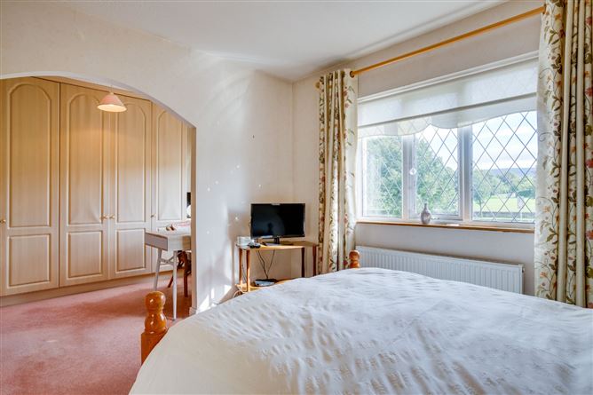 3 Grange Downs, Rathfarnham, Dublin 14