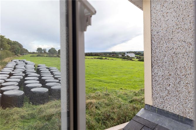 Tullytreane, Crosskeys, Co. Cavan