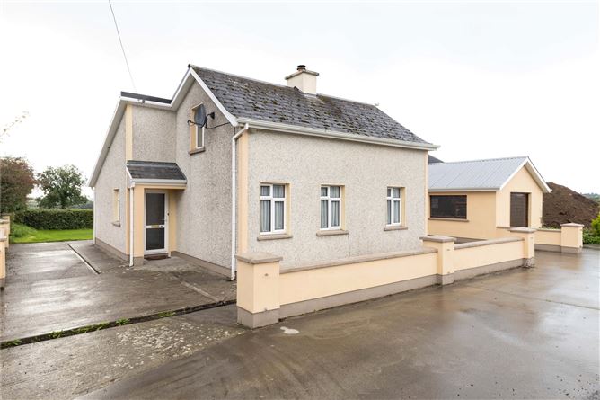 Tullytreane, Crosskeys, Co. Cavan