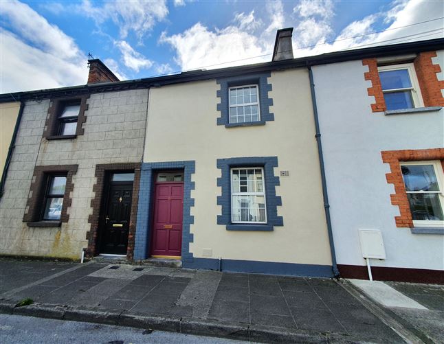 Main image for 11 Queen Street, Clonmel, Tipperary