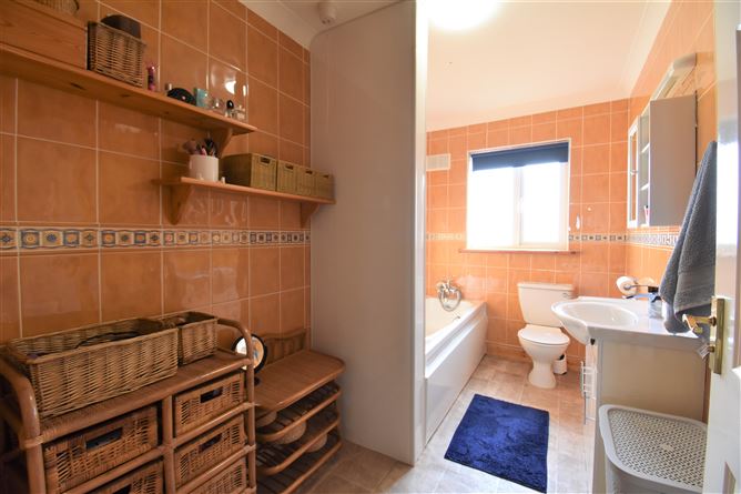 31 Ryland Wood, Bunclody, Wexford