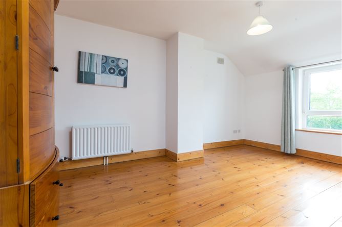 1 Taylors Place, Enniscorthy, Co. Wexford.
