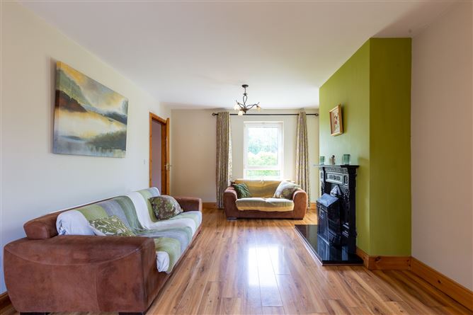 1 Taylors Place, Enniscorthy, Co. Wexford.