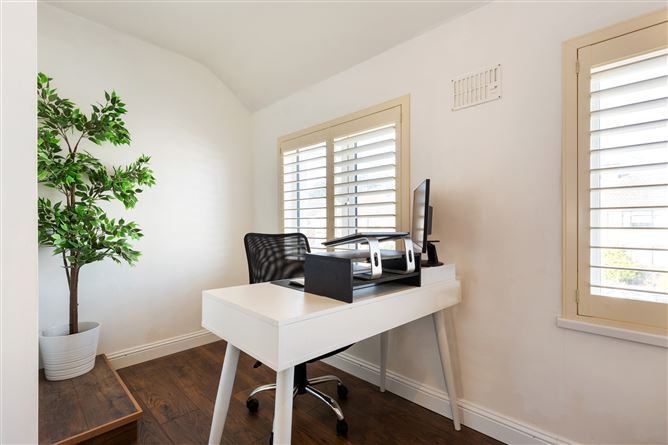 35 Walkinstown Park, Walkinstown, Dublin 12