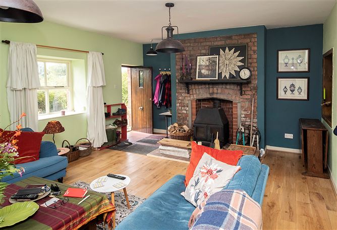 Flo's Cottage, Monatrim Upper, Lismore, Co. Waterford