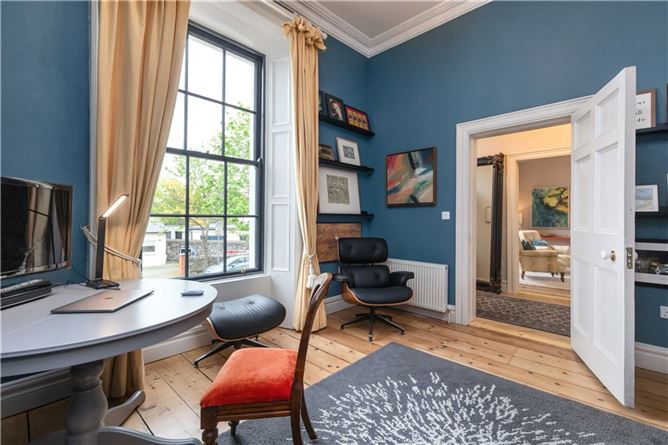 https://photos-a.propertyimages.ie/media/0/3/3/4925330/462e0f36-83d8-45be-aaa8-87a97ae60b1e_l.jpg