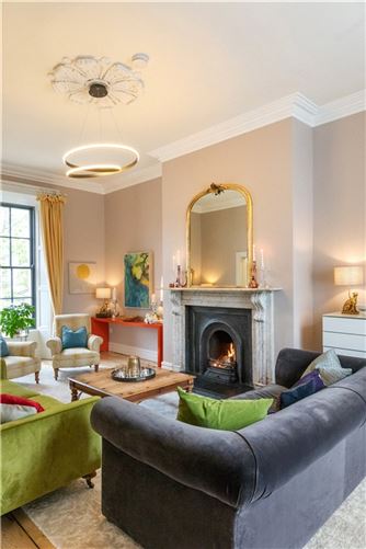 https://photos-a.propertyimages.ie/media/0/3/3/4925330/462e0f36-83d8-45be-aaa8-87a97ae60b1e_l.jpg