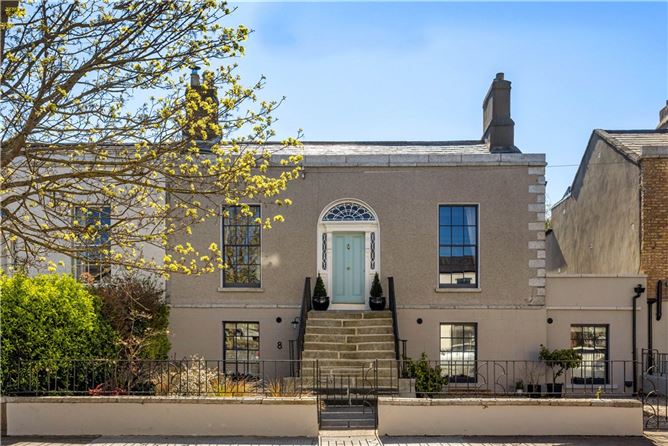 https://photos-a.propertyimages.ie/media/0/3/3/4925330/462e0f36-83d8-45be-aaa8-87a97ae60b1e_l.jpg