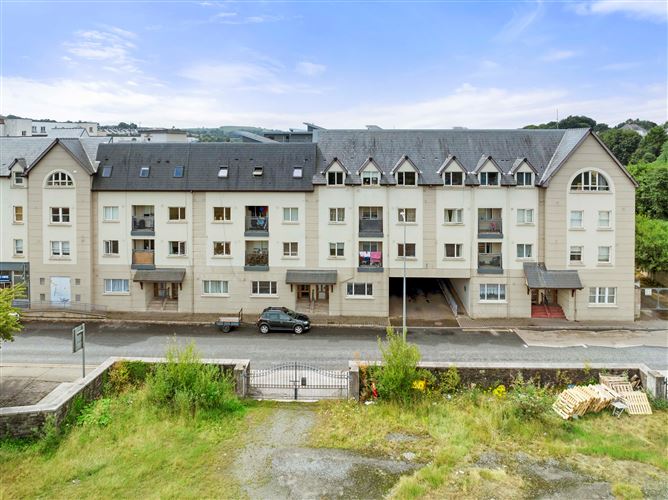 22 Rosbercon Court, New Ross, Wexford