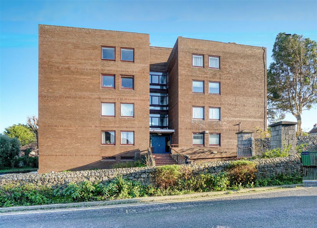 6 Gowran Hall, Sandycove, County Dublin