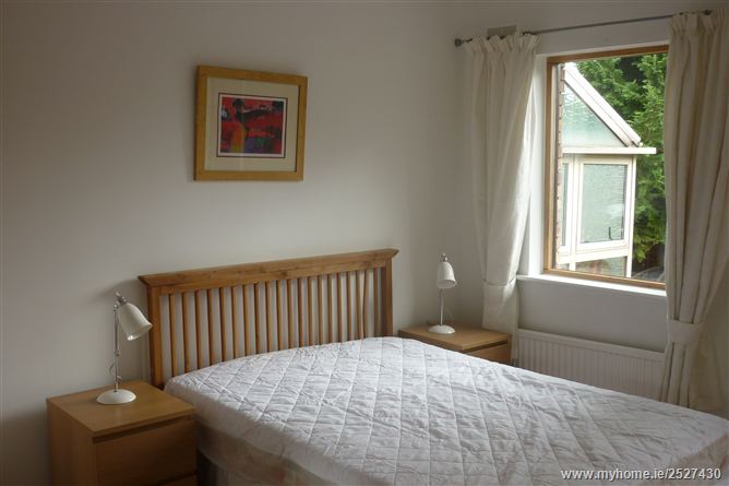Shrewsbury Park , Ballsbridge,   Dublin 4