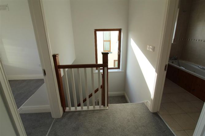 9 Dun Rí, Carrick On Shannon, Leitrim