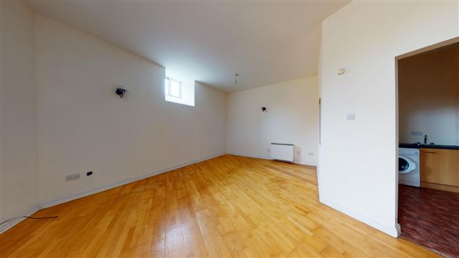 10 The Pillar, King Street, Wexford Town