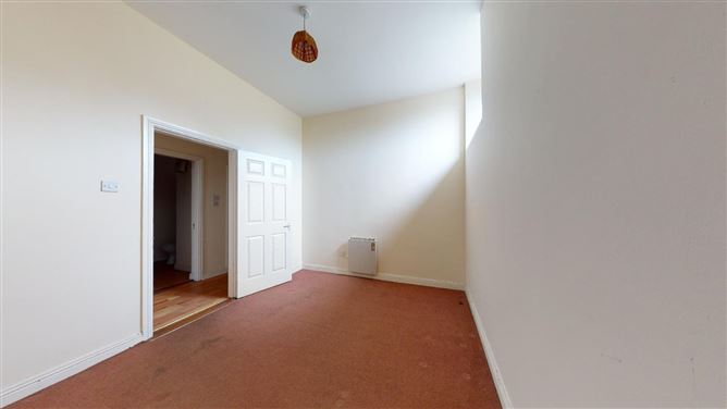 10 The Pillar, King Street, Wexford Town