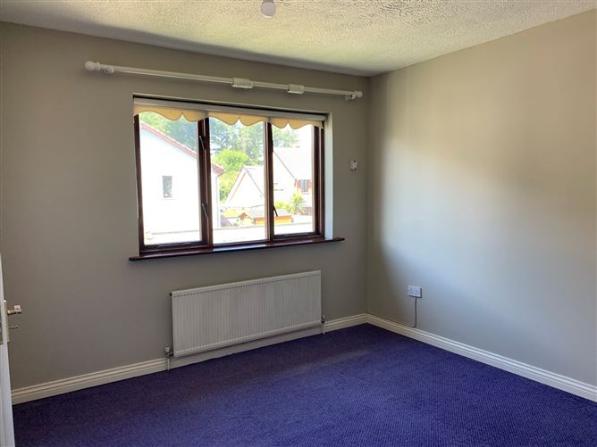 5 The Grove, Shannon, Clare
